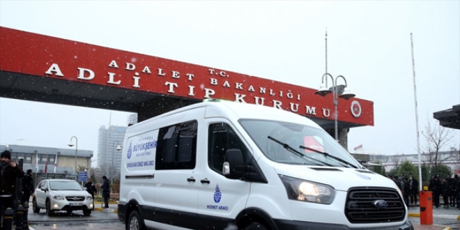 Kimlik tespiti yapılan cenazeler yakınlarına teslim ediliyor