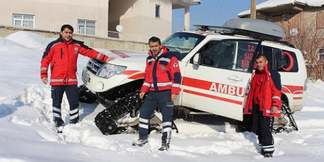 Paletli kar ambulansları hayat kurtarıyor
