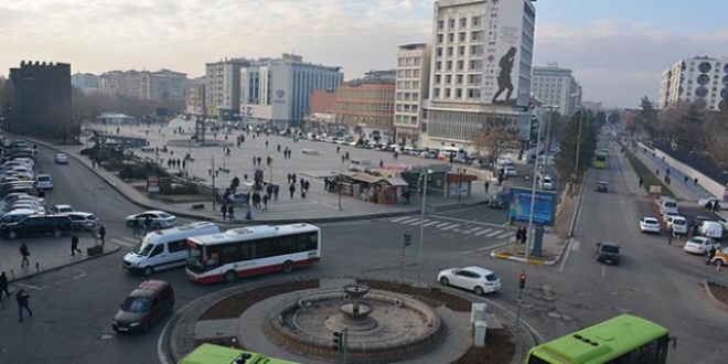 Sur'da büyük projelerin temelleri atılacak