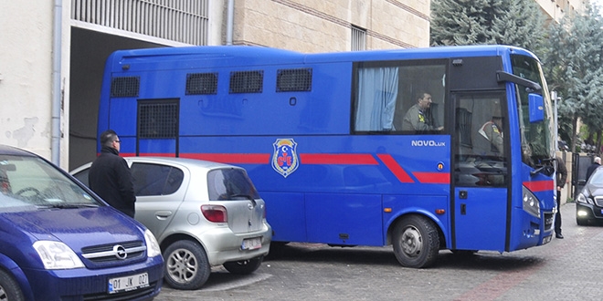 Adana'daki FETÖ/PDY davası'na yetkisizlik kararı