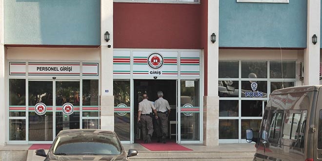 Aydın'dan 30 memur FETÖ'den ihraç edildi
