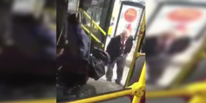 Engelli yakınıyla tartışan şoför görevden uzaklaştırıldı
