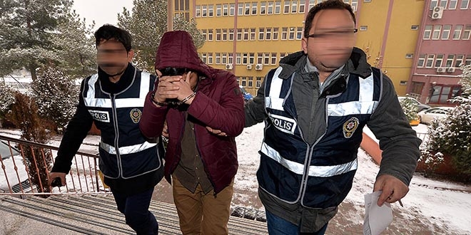 Karabk'te gzaltna alnan niversite rencisi tutukland