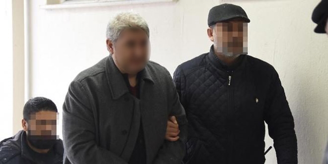 Eski polis müdürü FETÖ'den gözaltına alındı