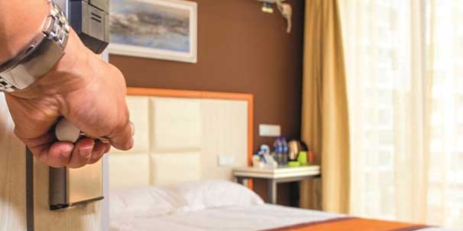 Otelciler çareyi öğrenci ve bekarlarda arıyor