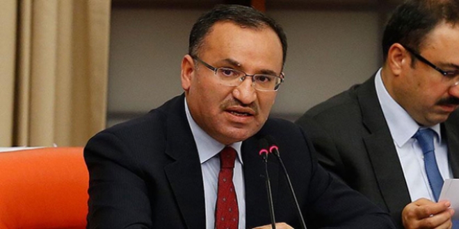 'Cumhuriyetin niteliklerini değiştiren bir madde yok'
