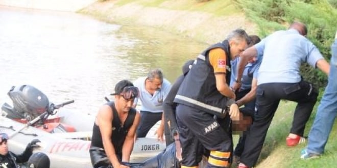 Donan porsuk çayı üzerinde oynayan iki çocuk boğuldu