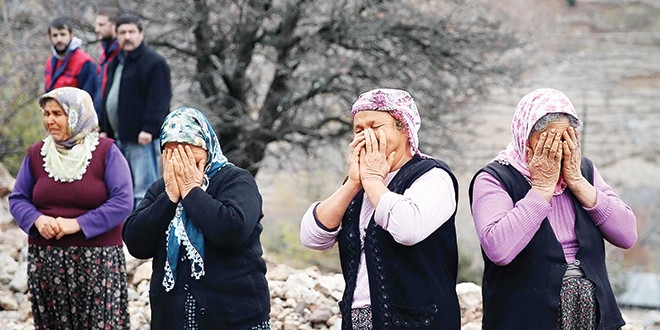 Alada'da bilirkii: Ekipler gelene kadar 12 kii hayatn kaybetti