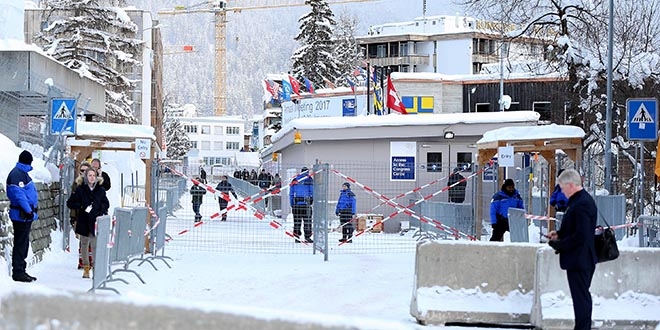 Türkiye'yi Davos'ta Şimşek ve Zeybekci temsil edecek