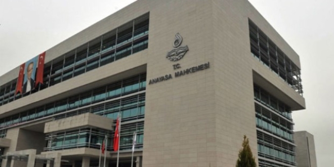 AYM'den 2 parti hakkında suç duyurusu