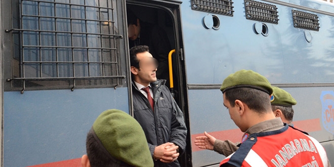Zonguldak'ta tutuklu 4 asker serbest bırakıldı