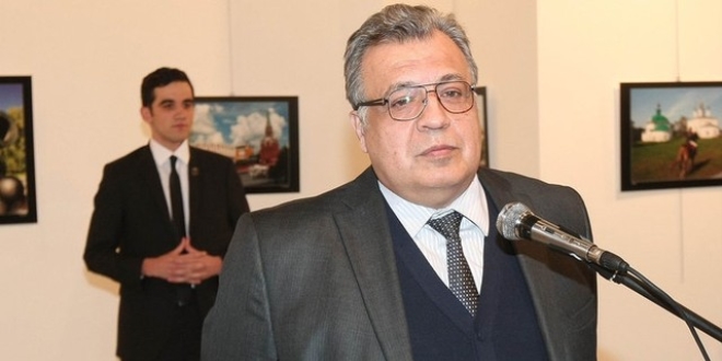 Büyükelçi Karlov cinayetiyle ilgili 1 polis daha tutuklandı