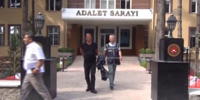 Niğde'de tutuklu 3 askerden 2'si tahliye edildi