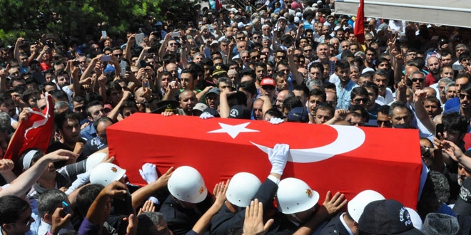 Başbakan Yıldırım'la aynı sofrayı paylaşan asker şehit oldu