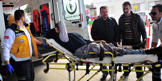 Beyaz et entegre tesisinin çatısı çöktü: 1 ölü, 3 yaralı