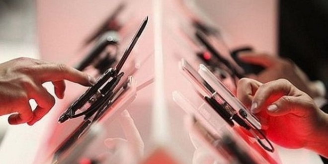 GSM operatörlerinin telefon satışları rekor kırdı