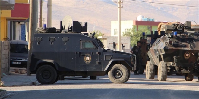 Mardin'de 2 PKK'lı terörist yaralı ele geçirildi