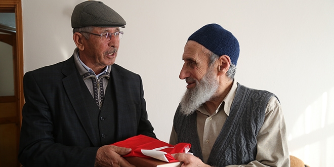 Halisdemir'in babasından Safitürk'ün ailesine taziye ziyareti