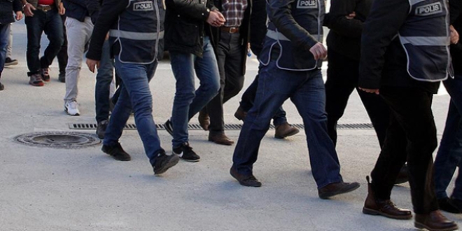 2 ilde yapılan operasyonda 10 kişi tutuklandı