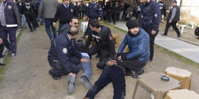 Adana Adliyesi yanında çatışma: 1 ölü 4 yaralı