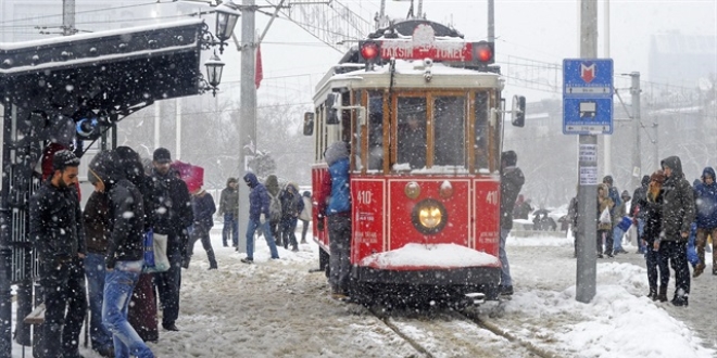 stanbul'da kar yarndan itibaren etkili olacak