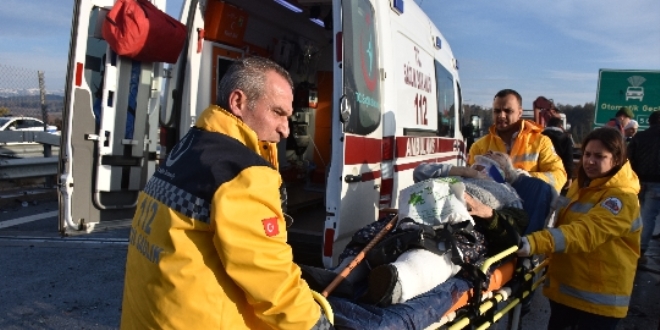 Tokat'ta zincirleme trafik kazası: 9 yaralı