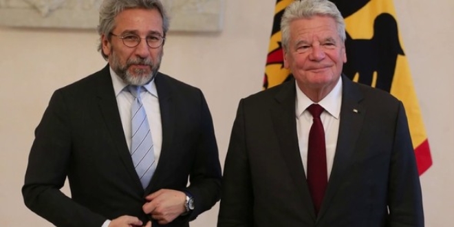 Ankara-Berlin hattında 'Can Dündar' gerilimi