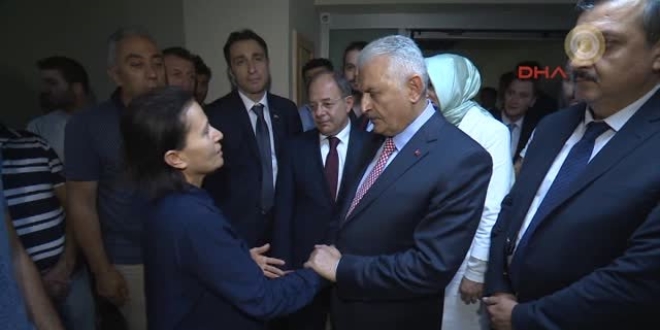 Başbakan Yıldırım, 15 Temmuz gazisini ziyaret etti