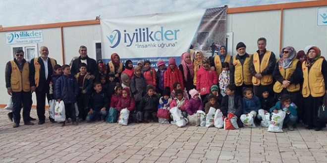 İyilik-der Cerabluslu öğretmenlere seminer verdi