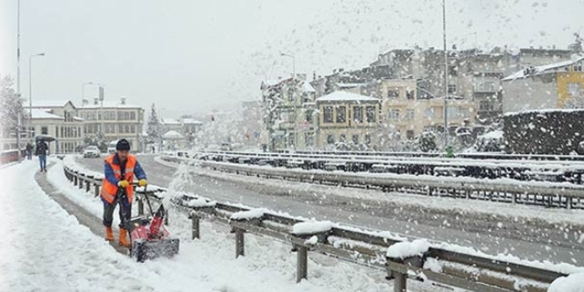 KTÜ'de kar nedeniyle öğretime 2 gün ara verildi