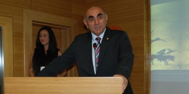 Manas Üniversitesi'nde çift diploma imkanı