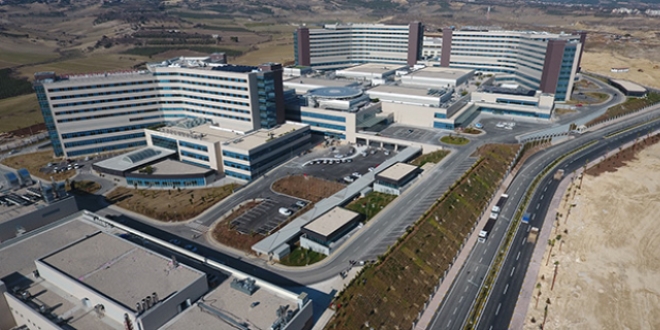 Mersin Şehir Hastanesi kapılarını açmak için gün sayıyor
