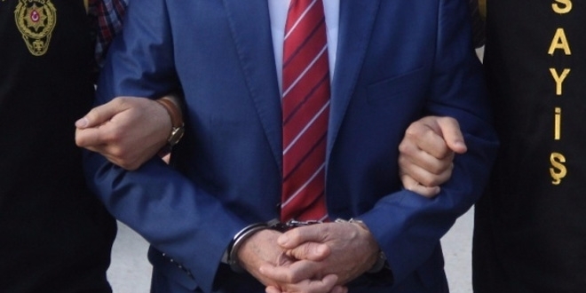 DBP'li Belediye Başkanı Çiçek gözaltına alındı