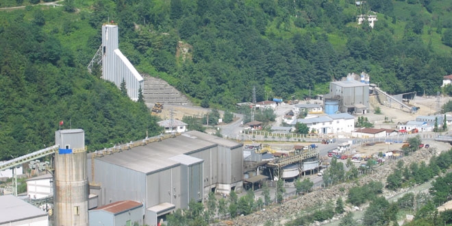 Rize Çayeli'nde 12 yıllık teknisyen iş kazasında hayatını kaybetti