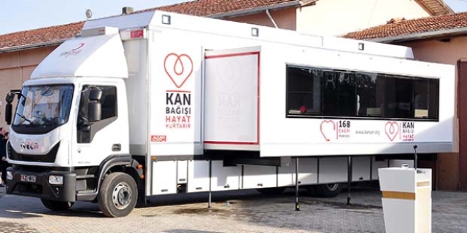 Kızılay'a tam donanımlı kan toplama aracı