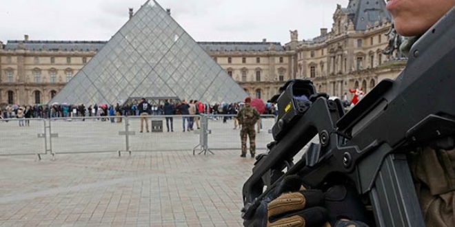 Louvre saldrgannda Trkiye vizesi