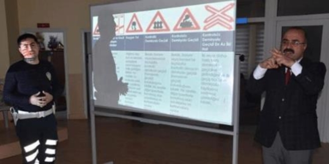 İşitme engellilere sürücü kursu sınavı videolu anlatımla yapılacak