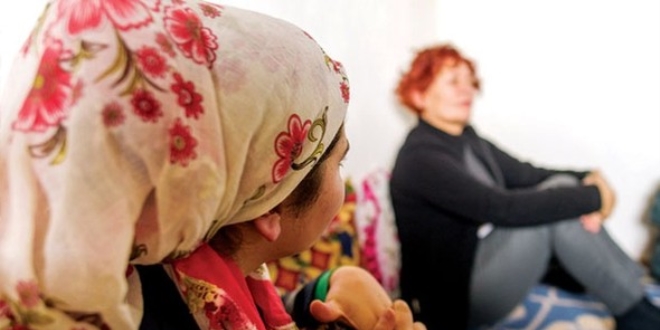 Kız çocuklarının kaçırılarak evlendirilmesine Bakanlık el koydu