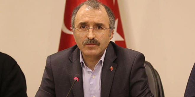 'Dünya ekonomisi küçülürken Türkiye büyüyor'