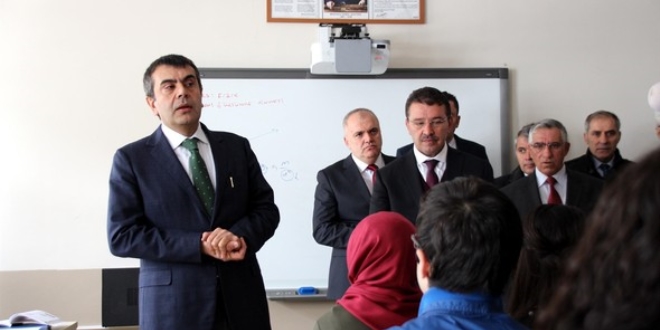 Müsteşar Tekin'den 'müfredat' açıklaması