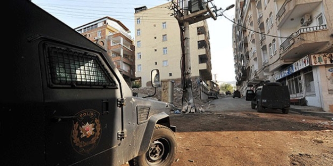 Nusaybin'in 2 kyndeki sokaa kma yasa kaldrld