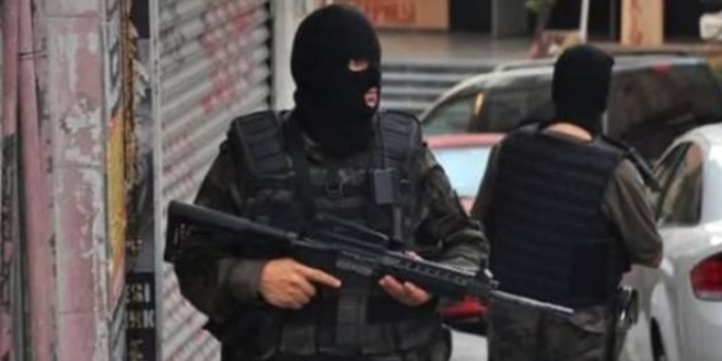 Muş'ta PKK propagandası yapan 2 kişi gözaltına alındı