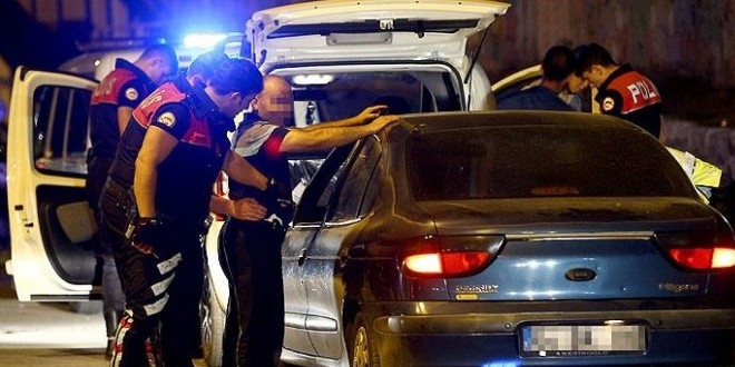 Adana'da 500 polisin katılımıyla huzur operasyonu