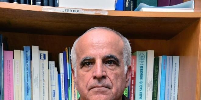 Prof. Dr. Akbaba: Soğuk havalarda bol su tüketin