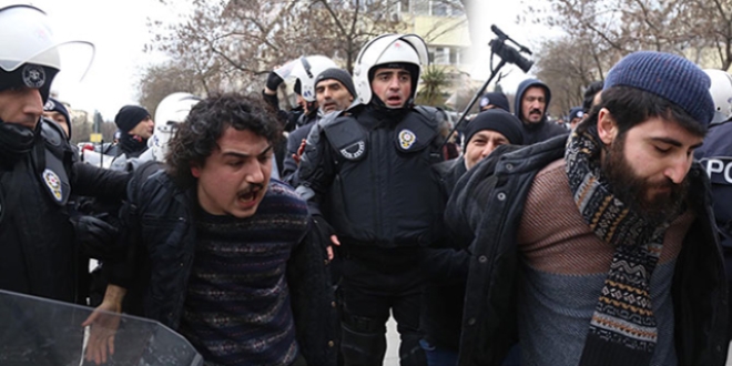 Kocaeli Üniversitesi'nde, polis müdahalesi: 10 gözaltı