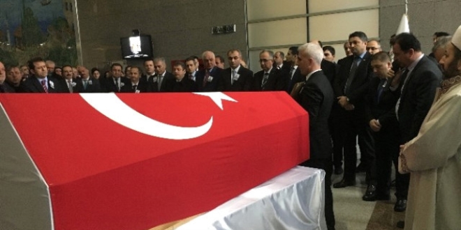 Kalp krizi geçiren savcı hayatını kaybetti