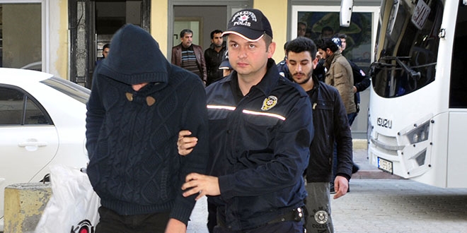 Adana'da DEA operasyonu: 22 kii adliyeye sevk edildi