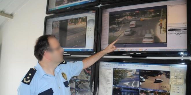 Emekli Emniyet Müdürü ByLock'tan gözaltına alındı