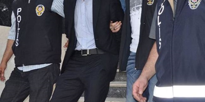 Sinop'ta emniyet eski alan ile birlikte 8 pheliden 2'si tutuklad