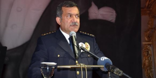 'Emniyetten çıktım, bombalı araç var'